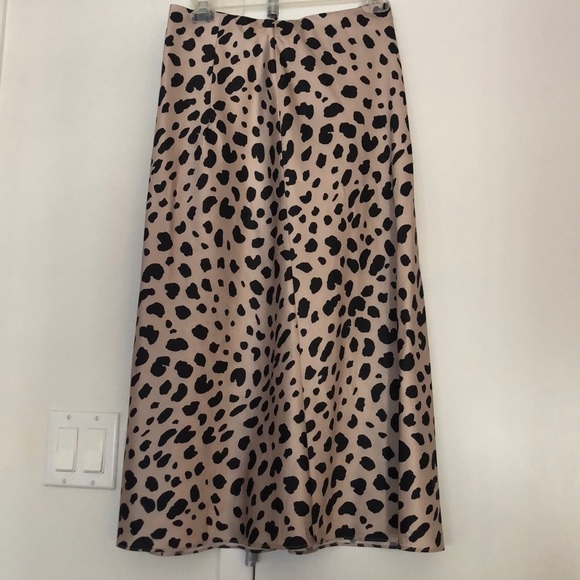 AQUA Leopard Skirt - Picture 2 of 8